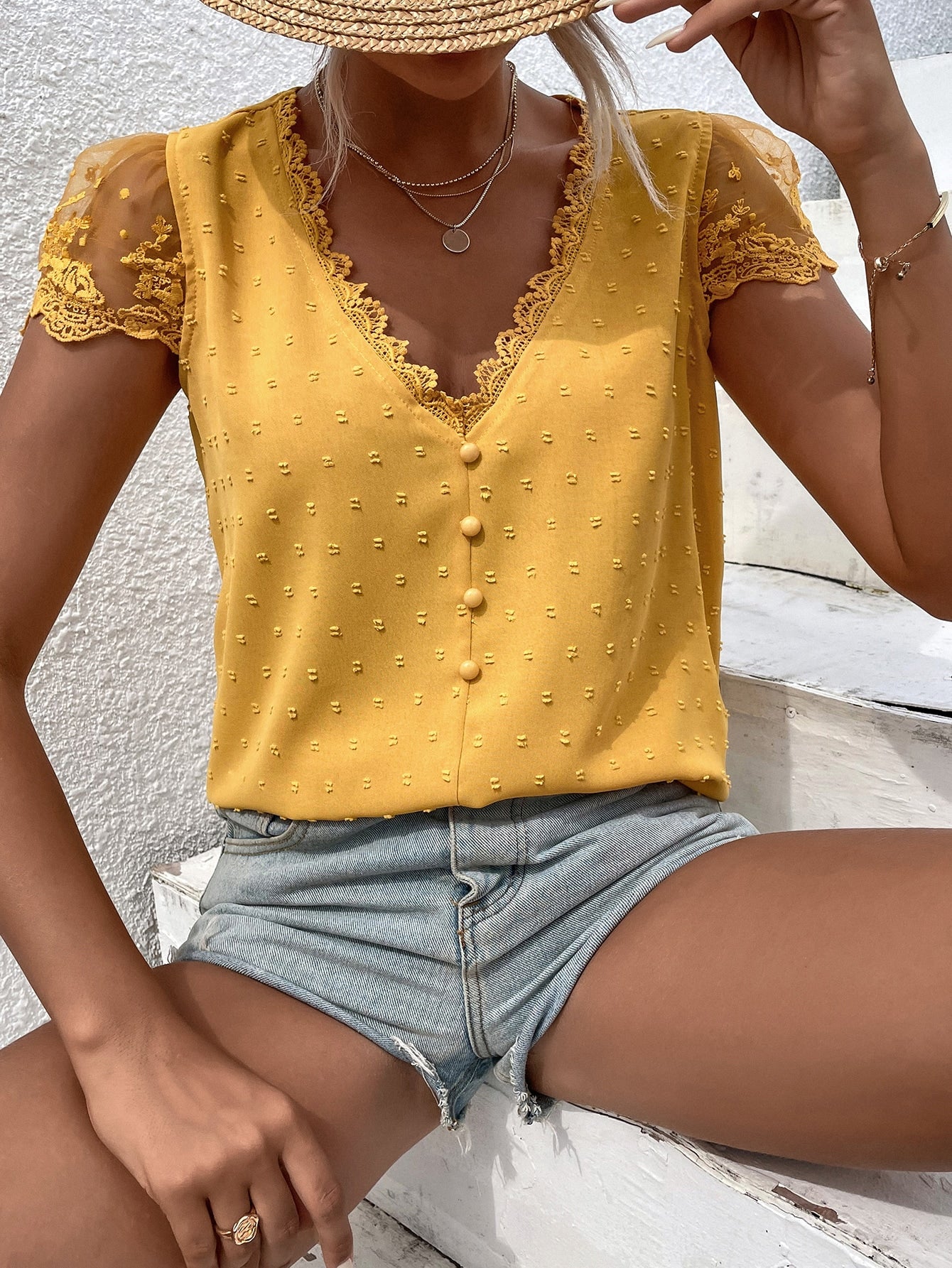 Blusa Ponto suíço Detalhe de renda guipir