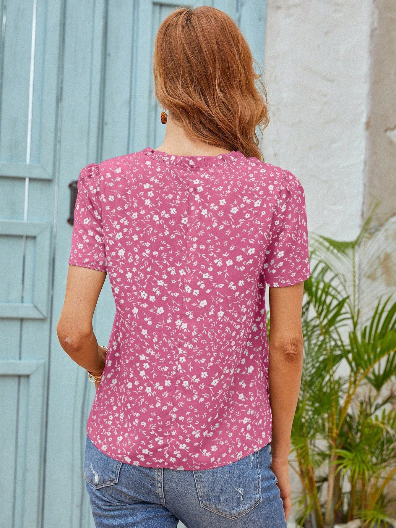 Blusa Floral com Gola