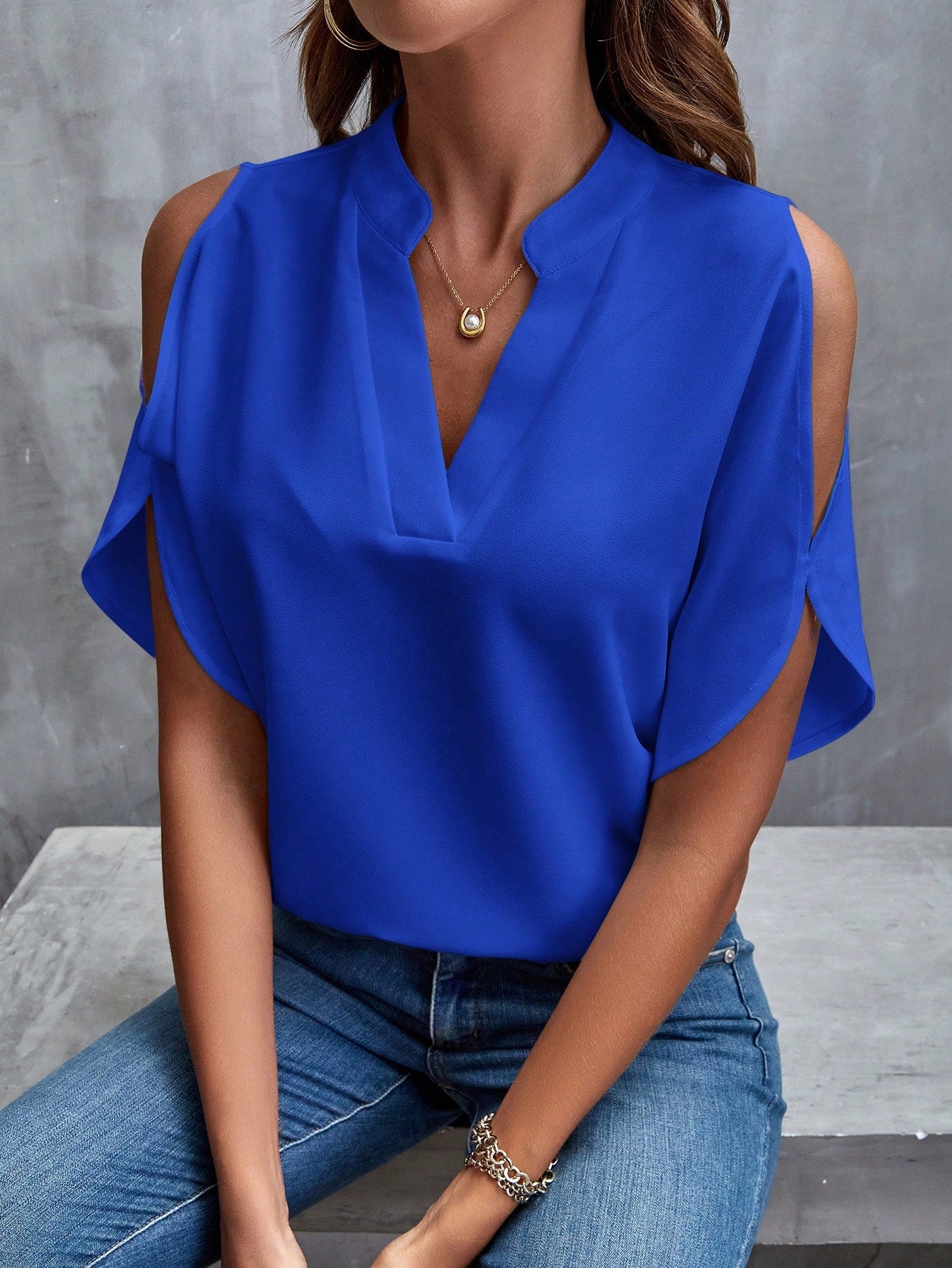 Blusa Classy Detalhe no Ombro