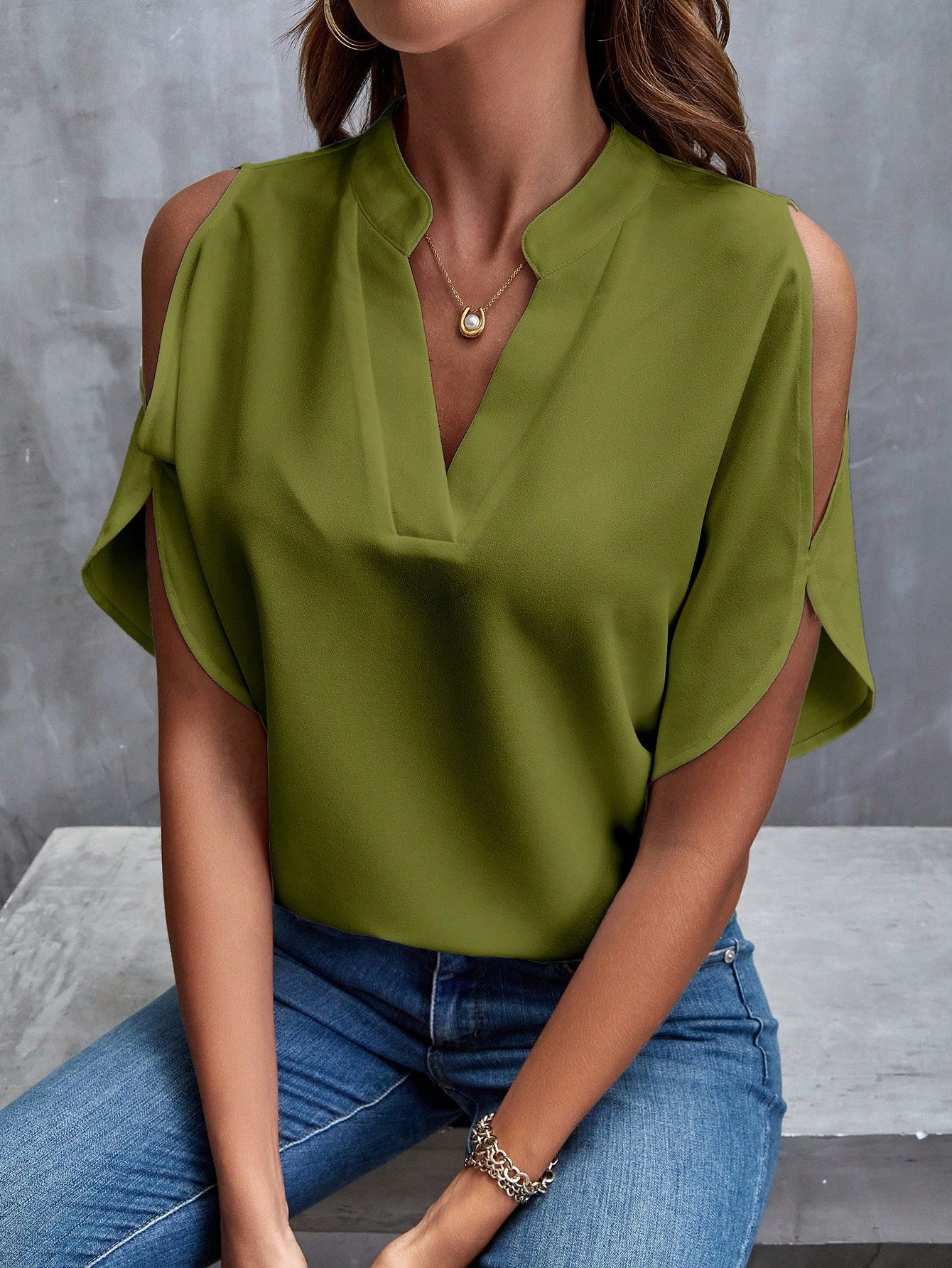 Blusa Classy Detalhe no Ombro