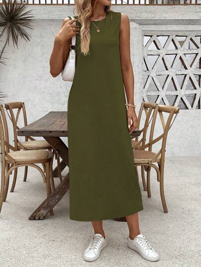 Vestido Slim Fit Sem Mangas Midi